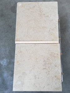 Dallage 60x60x2cm - Matériel: Travertin adouci - LOT 42479 - Quantité: 12,96m2 (int.)